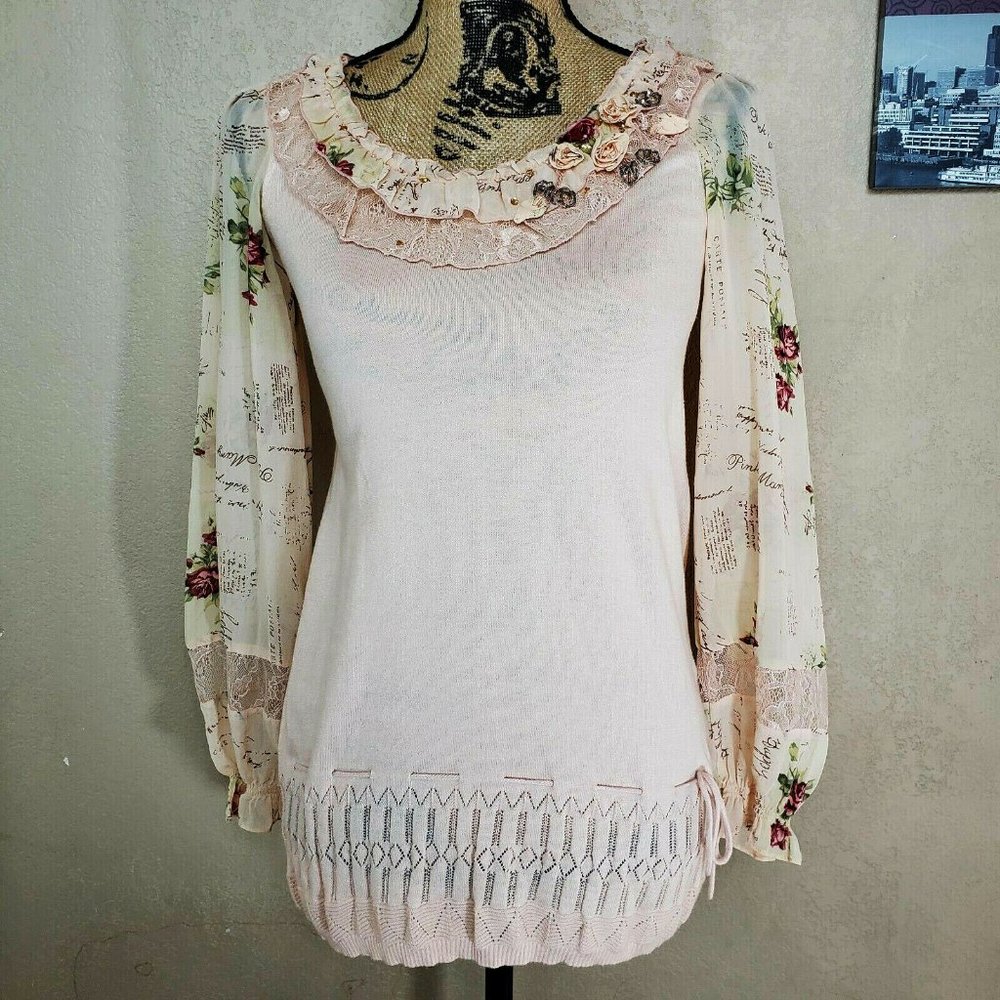 Chabby Chic floral lace chiffon long sleeve ruffle knit top